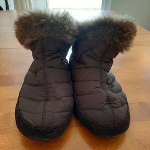 Lands' End Dark Brown Faux Fur Winter Slippers 7